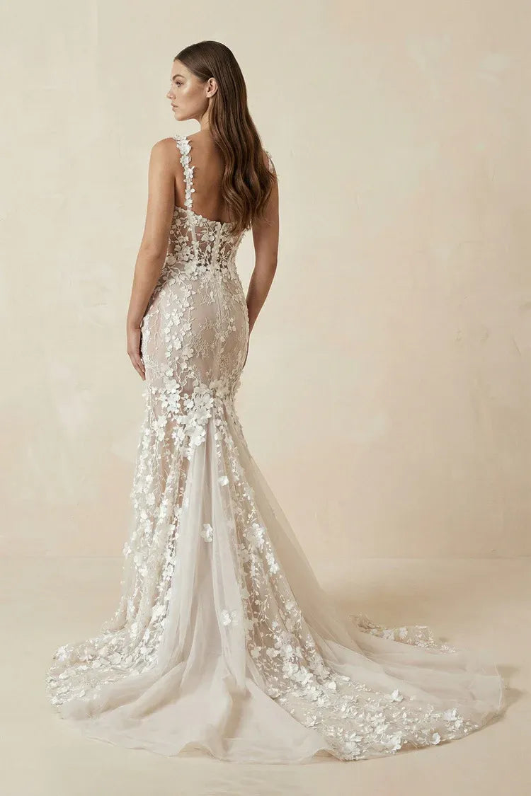 Romantic Modern Spaghetti Strap 3D Floral Lace Mermaid Wedding Dress mermaid Knee-Length