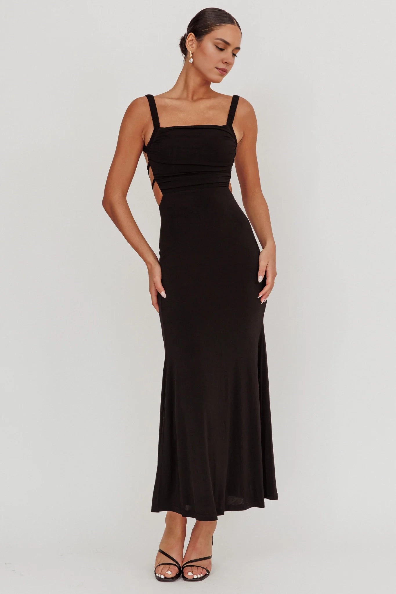 Sexy wide shoulder straps, backless, sleeveless, tight silhouette, back straps, irresistible Homecoming Dresses