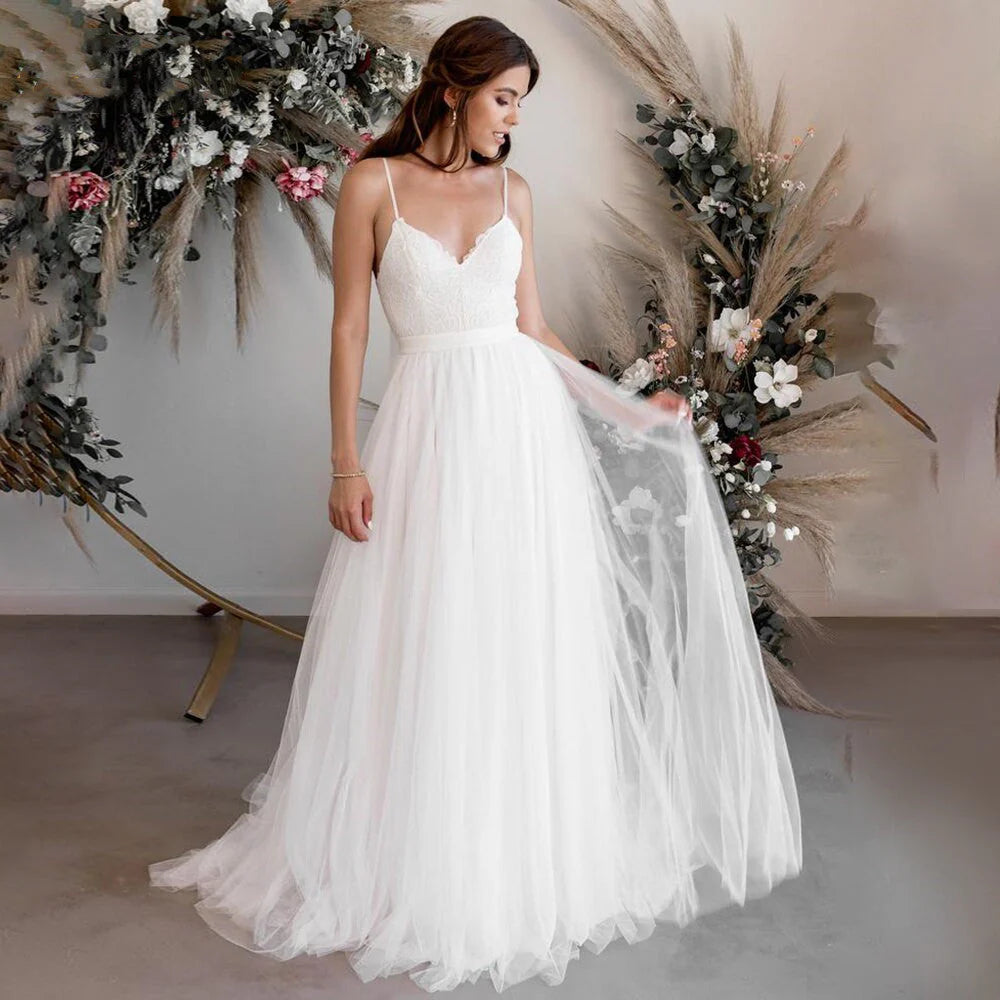 Smiple Tulle Spaghetti Straps Sweetheart Wedding Dresses