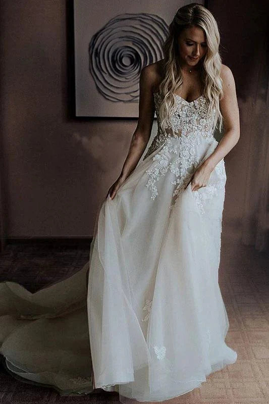 Strapless Beads Tulle Ivory Wedding Dresses Lace Appliques Beach Wedding Gowns