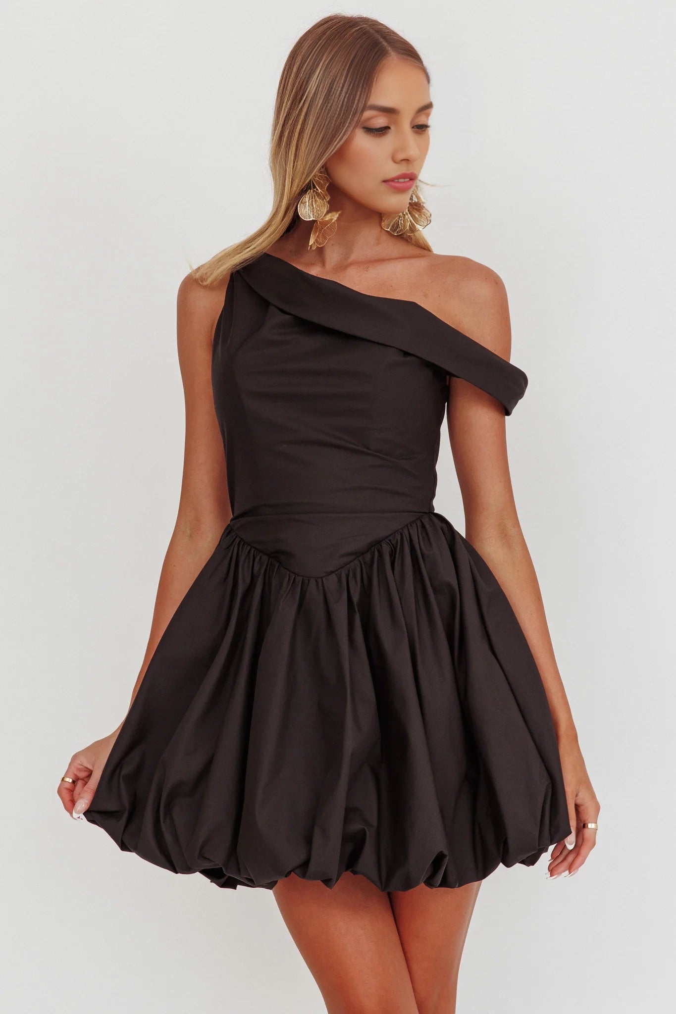 Stunning asymmetrical neckline with back zipper for a stunning look Homecoming Dresses
