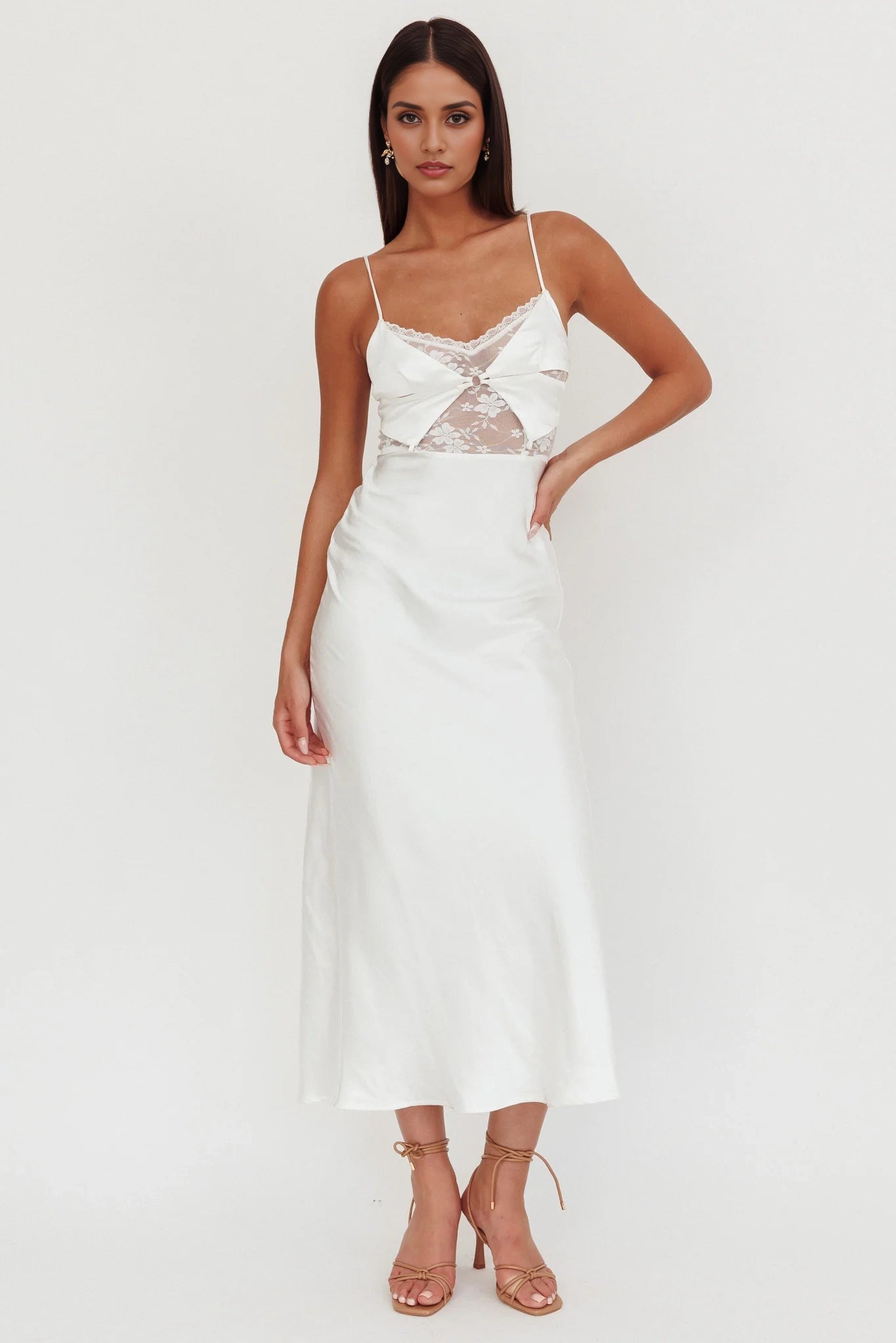 Stunning bust with lining lace corset, adjustable shoulder straps and zipper at the back Homecoming Dresses