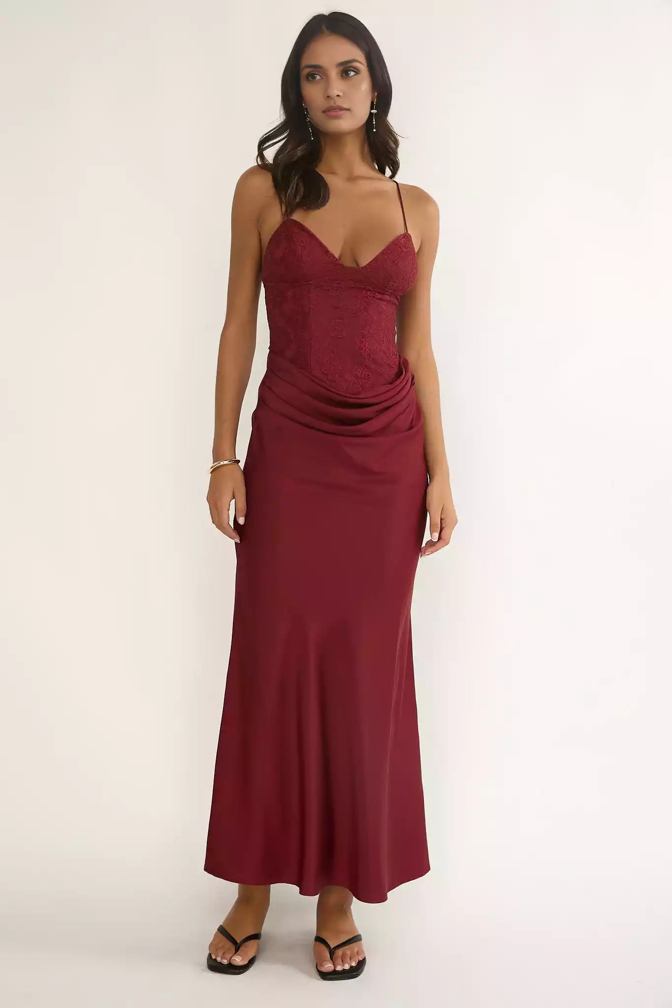 Stunning embroidered tight corset lining with adjustable waist straps and zippered back Prom Dresses