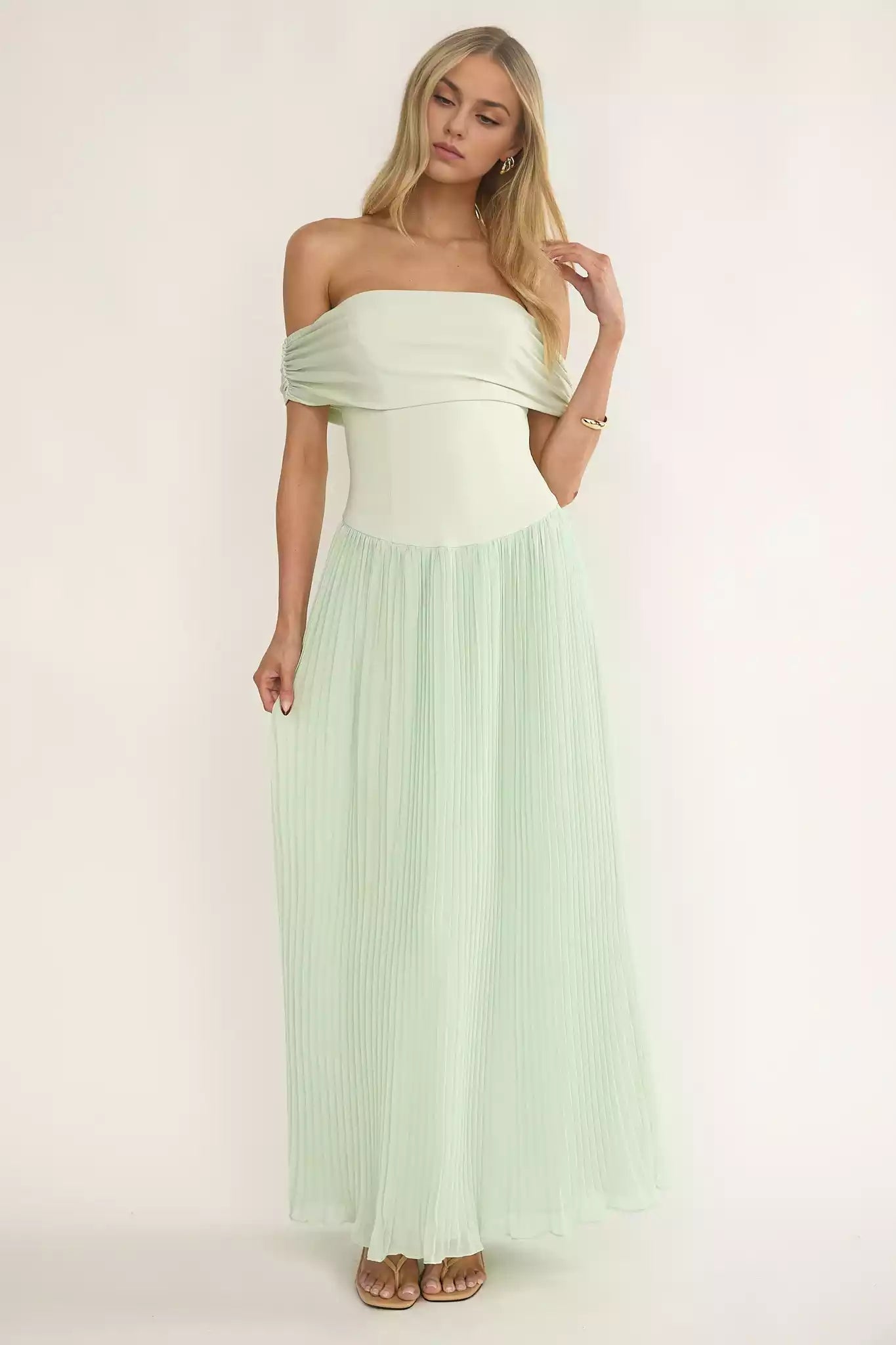 Stunning off shoulder accordion pleat details with zipper lining on the side Prom Dresses