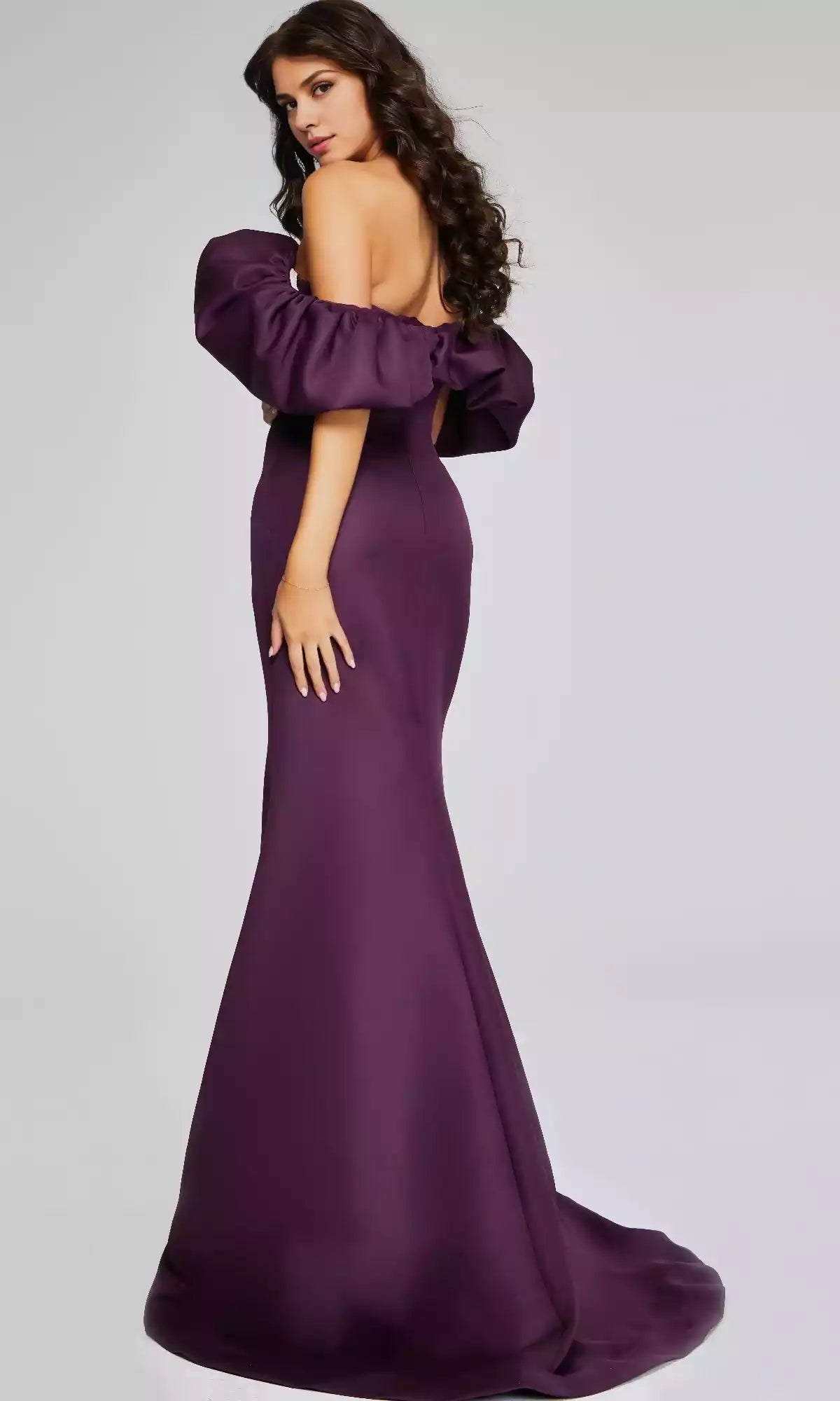 Stylish slim fit trumpet shaped long design with a full sense of formal drape and off shoulder design Prom Dresses