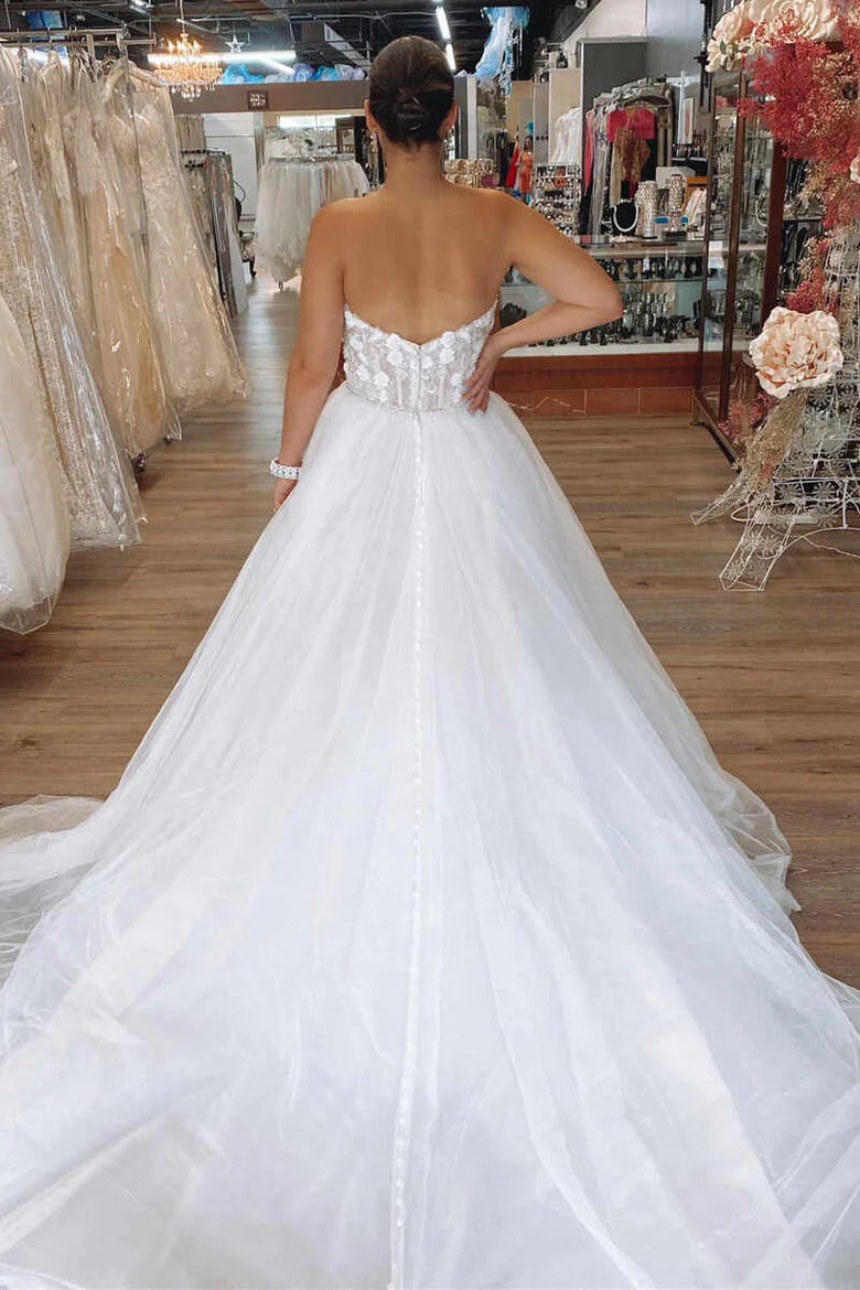 Sweetheart Ball Gown Tulle Wedding Dresses With Applique