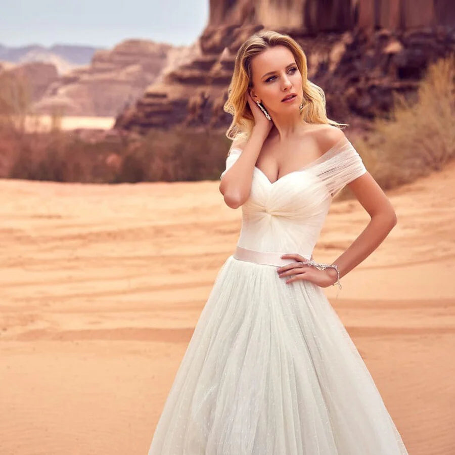 Off The Shoulder Long Elegant Ivory Lace Tulle Wedding Dresses Beach Wedding Dresses