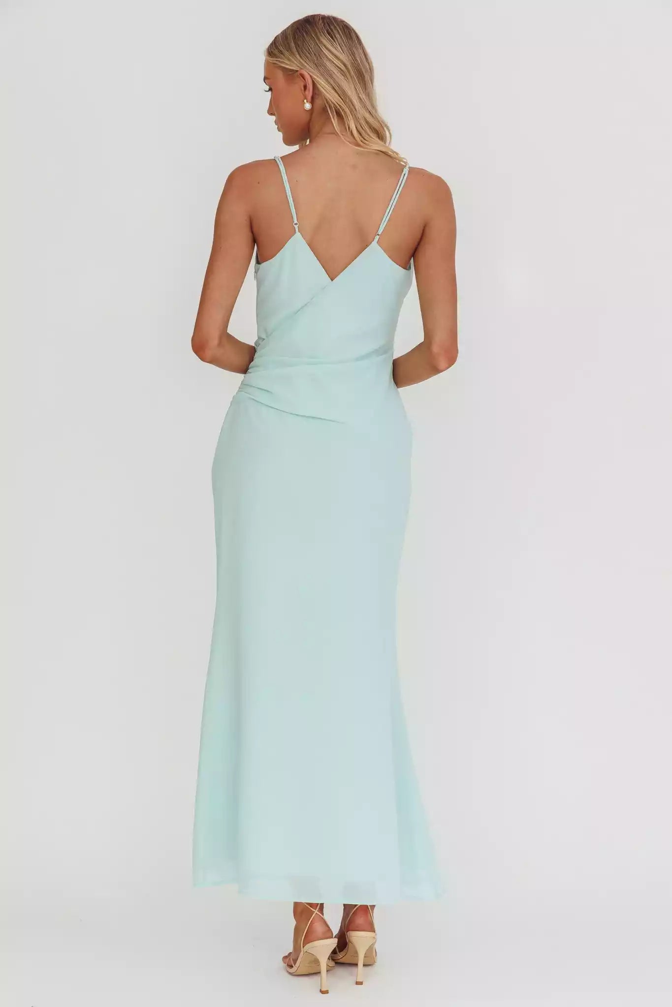 Unforgettable lining, sloping collar, adjustable shoulder straps, waist pleats, side zippers Prom Dresses