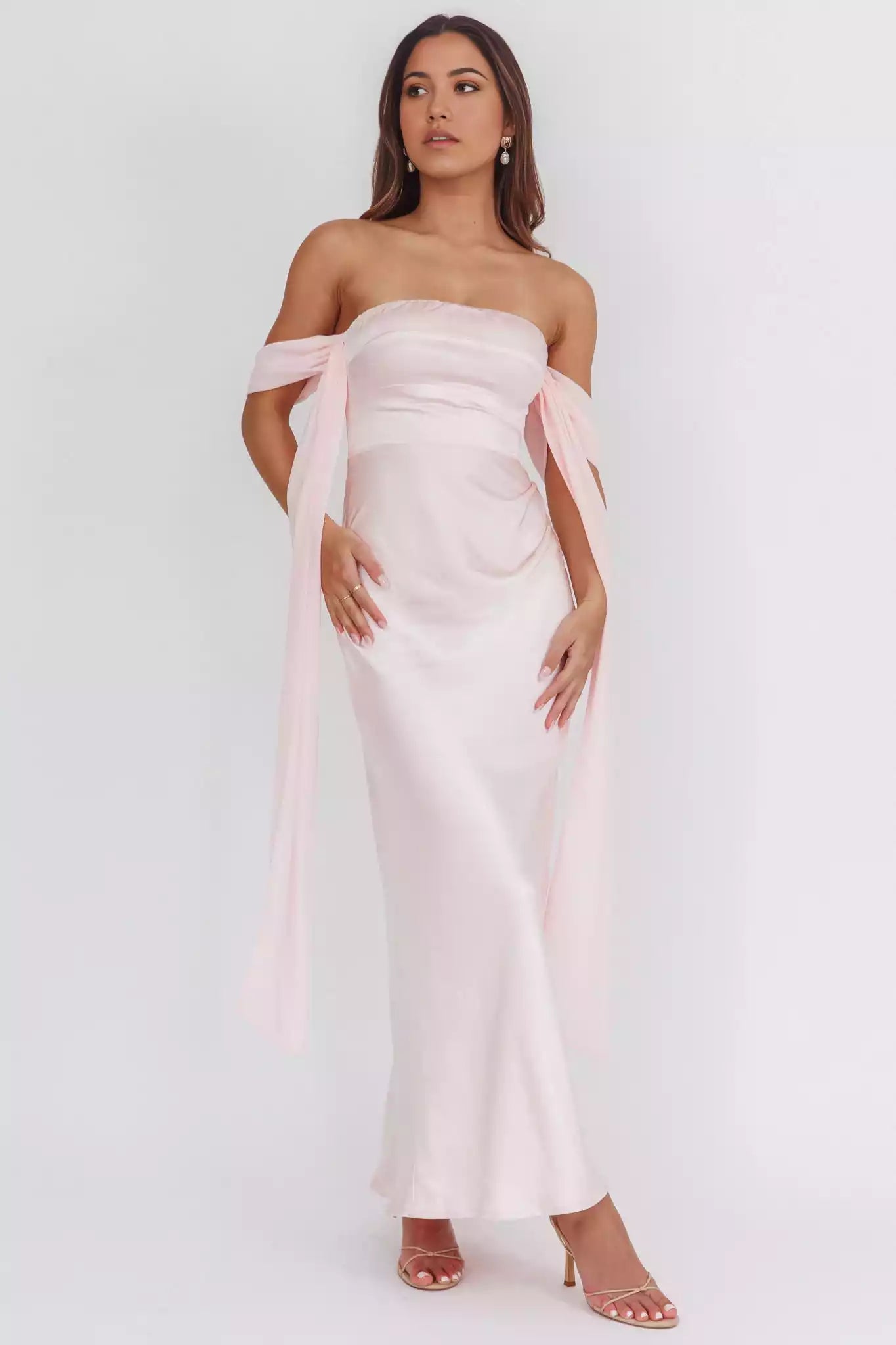 Unforgettable lining with hanging off shoulder sleeves and zippered back Prom Dresses