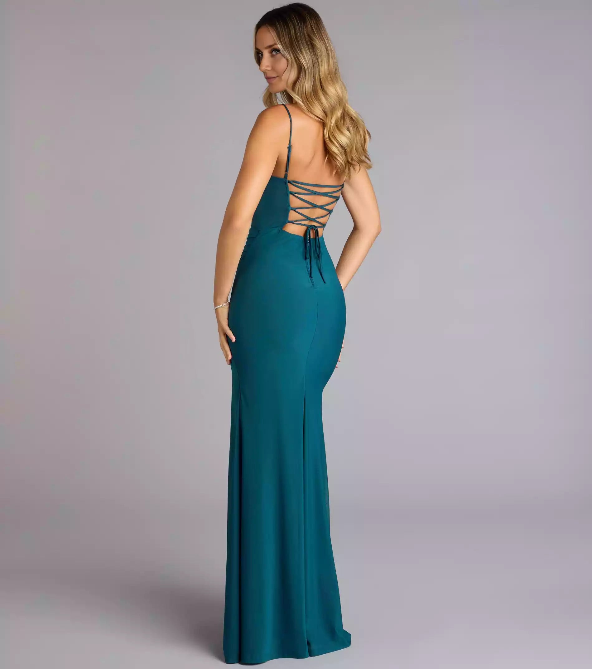 Unforgettable mesh lining, pleated neckline, adjustable thin shoulder straps, tight corset, high slit mermaid and floor Prom Dresses