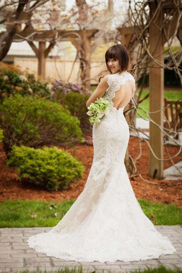 Unique Ivory Mermaid V Neck Wedding Dresses With Lace