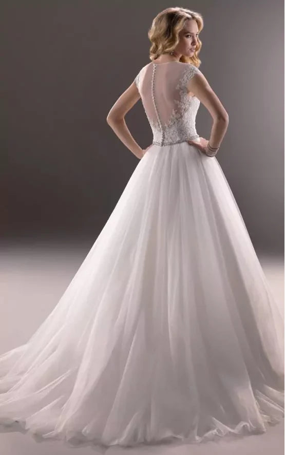 Simple White V-Neck Sleeveless Tulle Lace Beads Floor-Length Wedding Dress