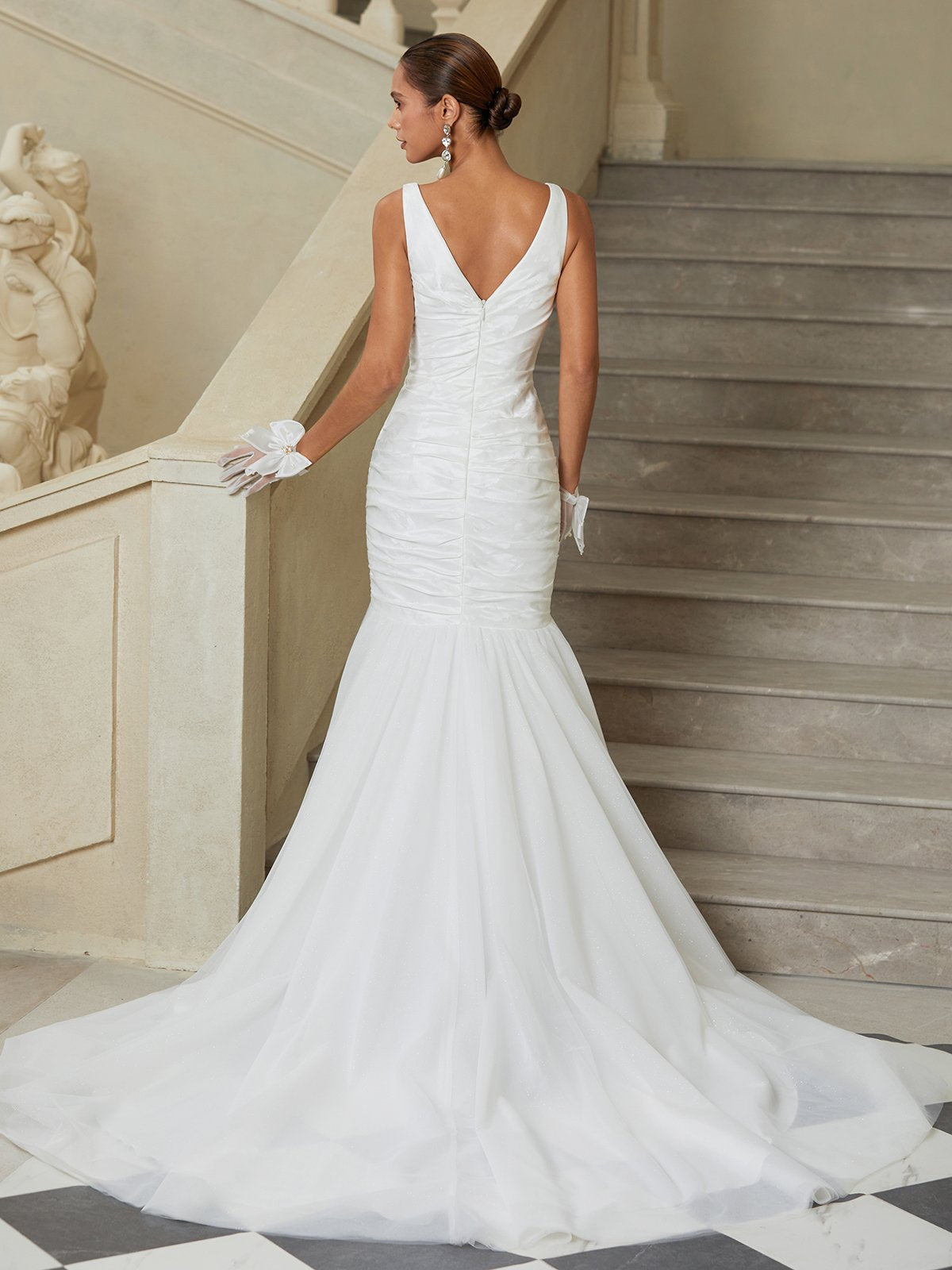 V-Neck Ruched Mermaid Wedding Dress with Tulle Train & Hidden Pockets - Modern Bridal Gown