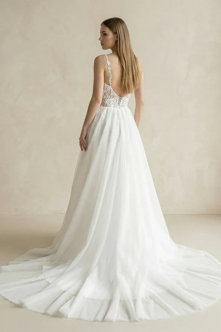 Vintage Modern Sweetheart Neckline Lace A-Line Brush Train Wedding Dress with Floral Straps