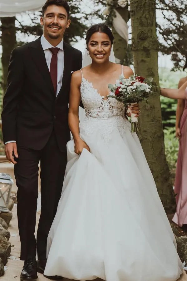 Voluminous ball gown silhouette with a train Fashion Romantic One-Shoulder Lace Glitter Tulle Ball Gown Wedding Dress