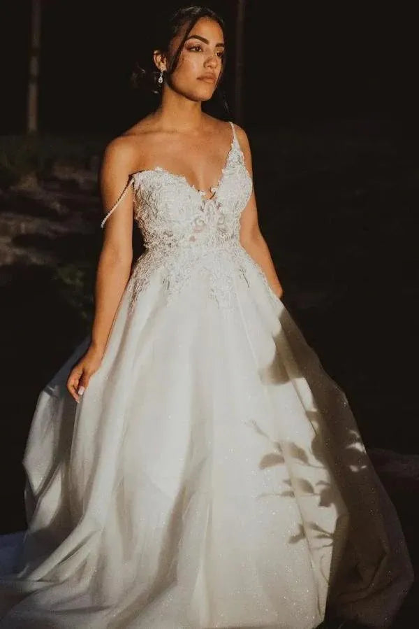 Voluminous ball gown silhouette with a train Fashion Romantic One-Shoulder Lace Glitter Tulle Ball Gown Wedding Dress