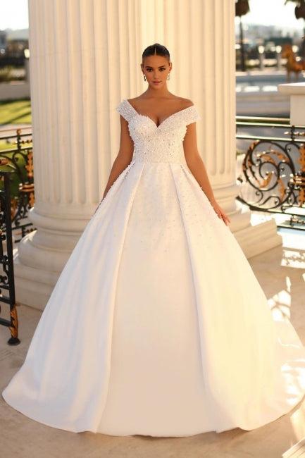 Beautiful Sweetheart Hat Sleeve Ball Dress Wedding Dress
