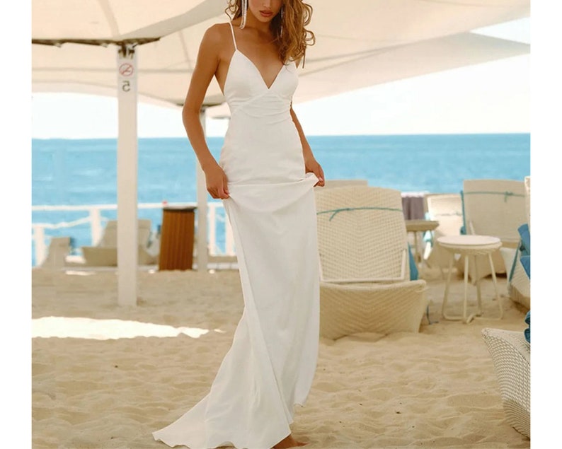 Simple Lace Up Wedding Dress for Bride Backless Bridal Gown Boho Mermaid Tie Up Custom V neck dress for Her Satin Wedding dress Beach Dress