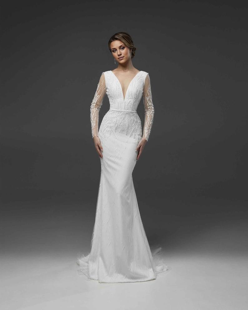 Elegant Mermaid Bridal Gown Backless With Long Sleeves Luxury Bridal Gown Custom Wedding Dresses Dainty V Neck Bridal Dress With Train