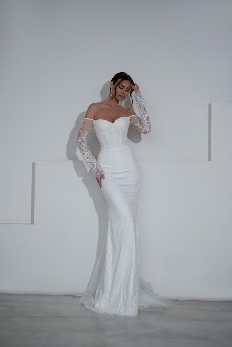 Lace Satin Mermaid Wedding Dress Gorgeous Fitted Bridal Gown Romantic Floral Lace Sleeves and Neckline Modern Wedding Dress