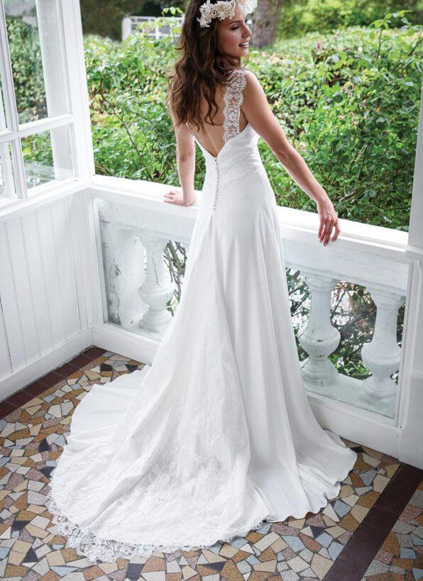 Lace Summer Beach Weddding Dresses Open Back Sleeveless Bridal Gowns