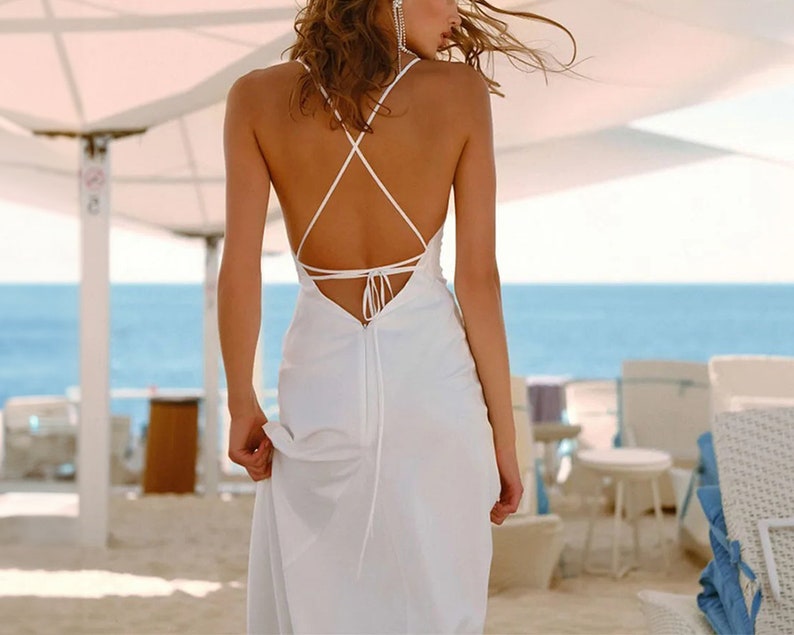 Simple Lace Up Wedding Dress for Bride Backless Bridal Gown Boho Mermaid Tie Up Custom V neck dress for Her Satin Wedding dress Beach Dress