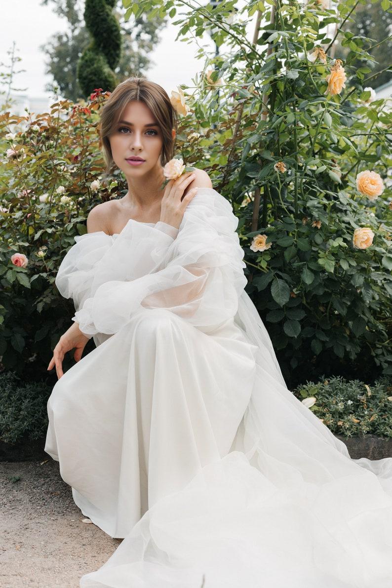 Off Shoulder Wedding Dress Air Wedding Dress Long Train Wedding Dress Romantic Wedding Dress Organza Wedding Dress