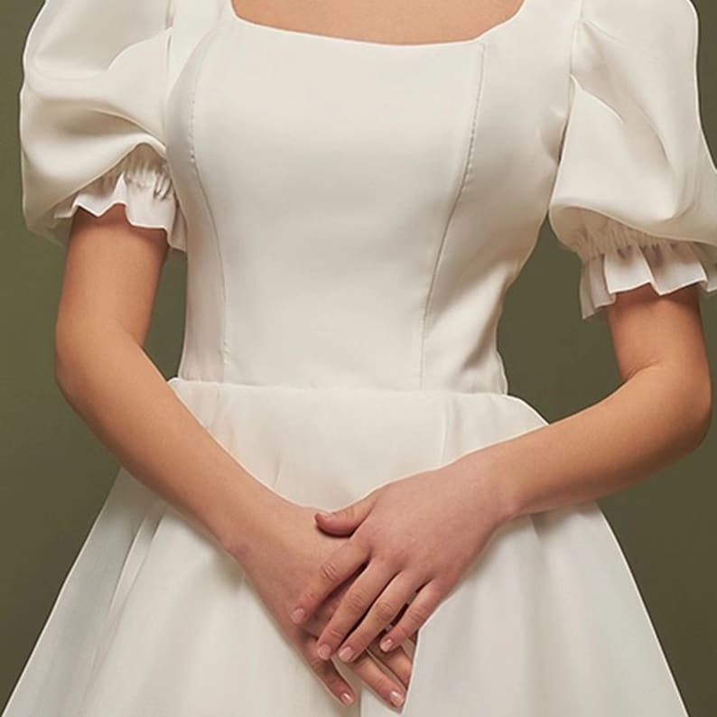 Minimalist Organza Luxury Wedding Dress Puff Sleeve Bridal Gown Custom Bridal Dress Fairy Maxi Wedding Dress