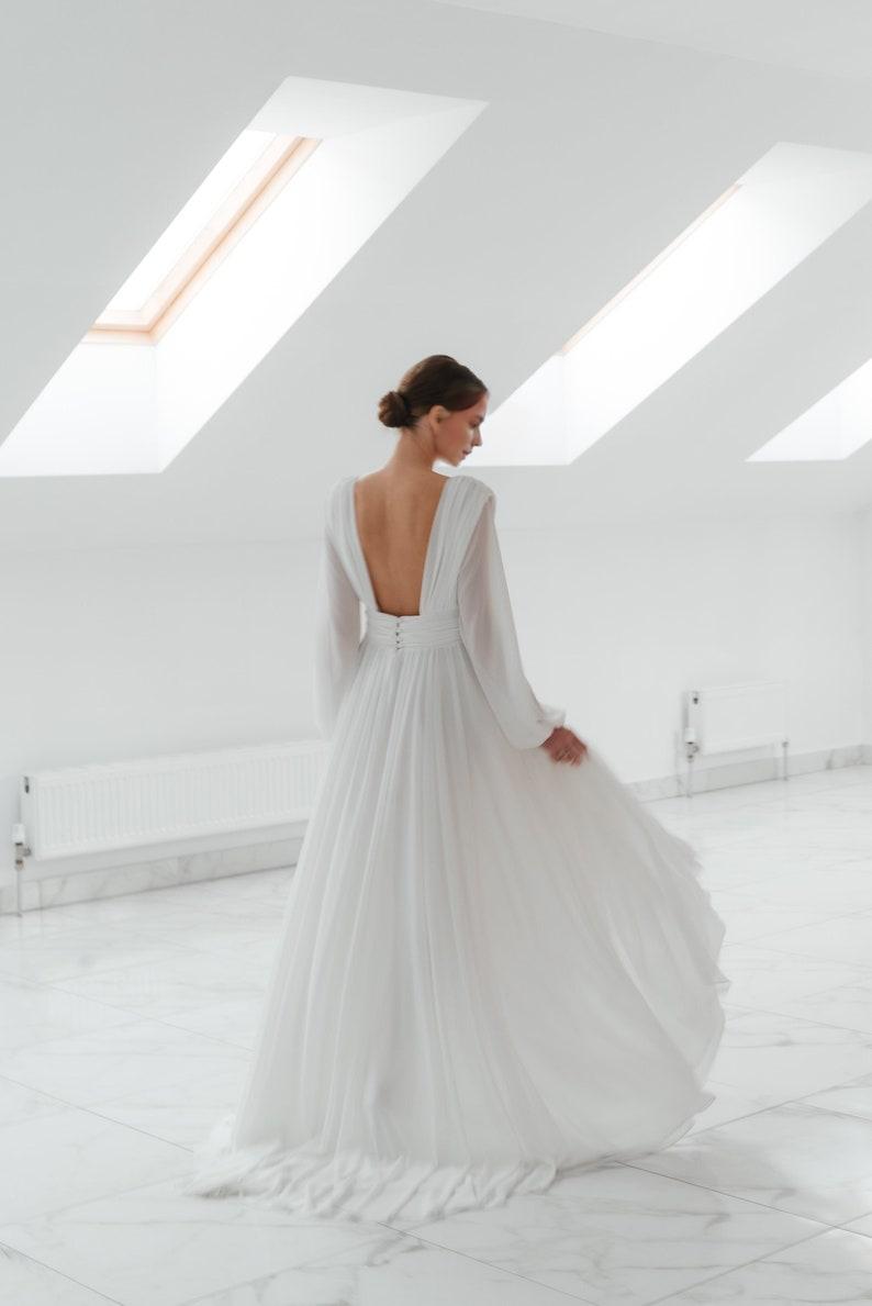 Concise wedding dress Church wedding dress Elegant bridal gown Lovely bridal dress