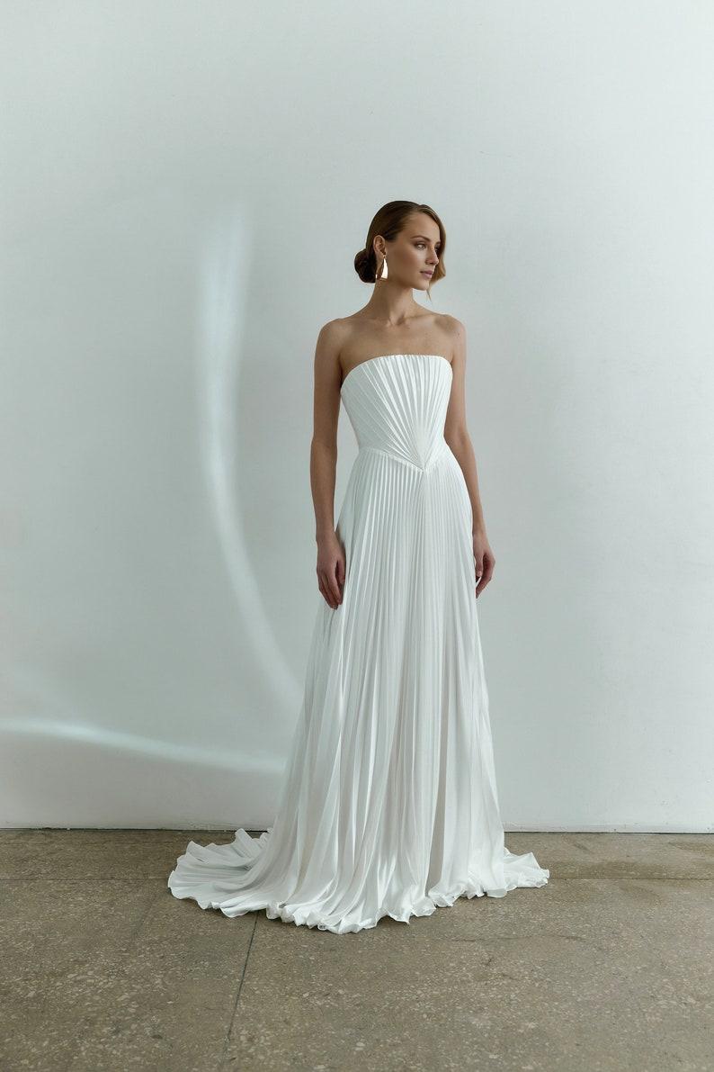 Pleated wedding dress Strapless satin wedding dress Modern A-line bridal gown with pleating Minimalist corset wedding dress