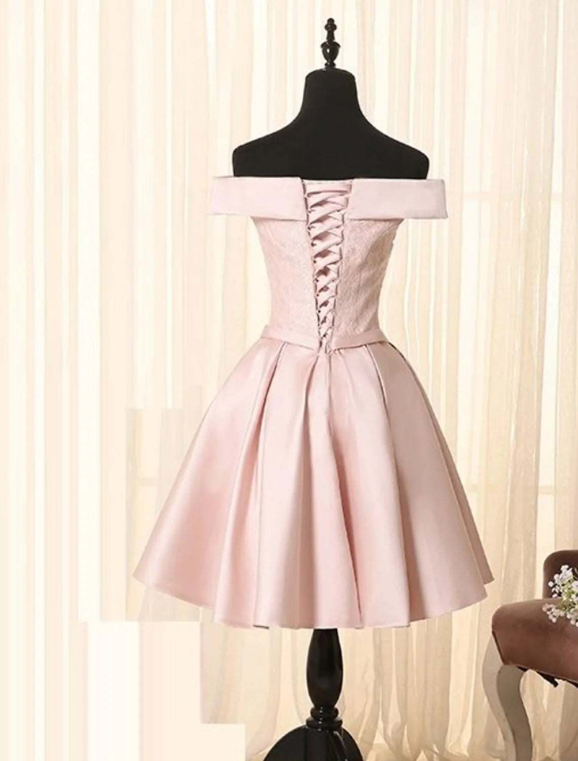 DingjiA-Line Minimalist Elegant Engagement Cocktail Party Dress Off Shoulder Sleeveless Short / Mini Satin with Bow(s) Lace Insert