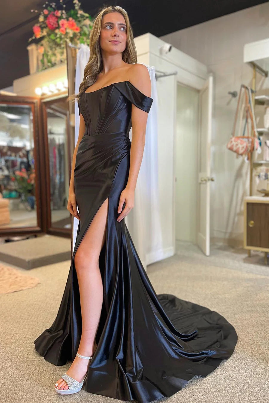 Off-the-Shoulder Pleated Mermaid Long Formal Dress