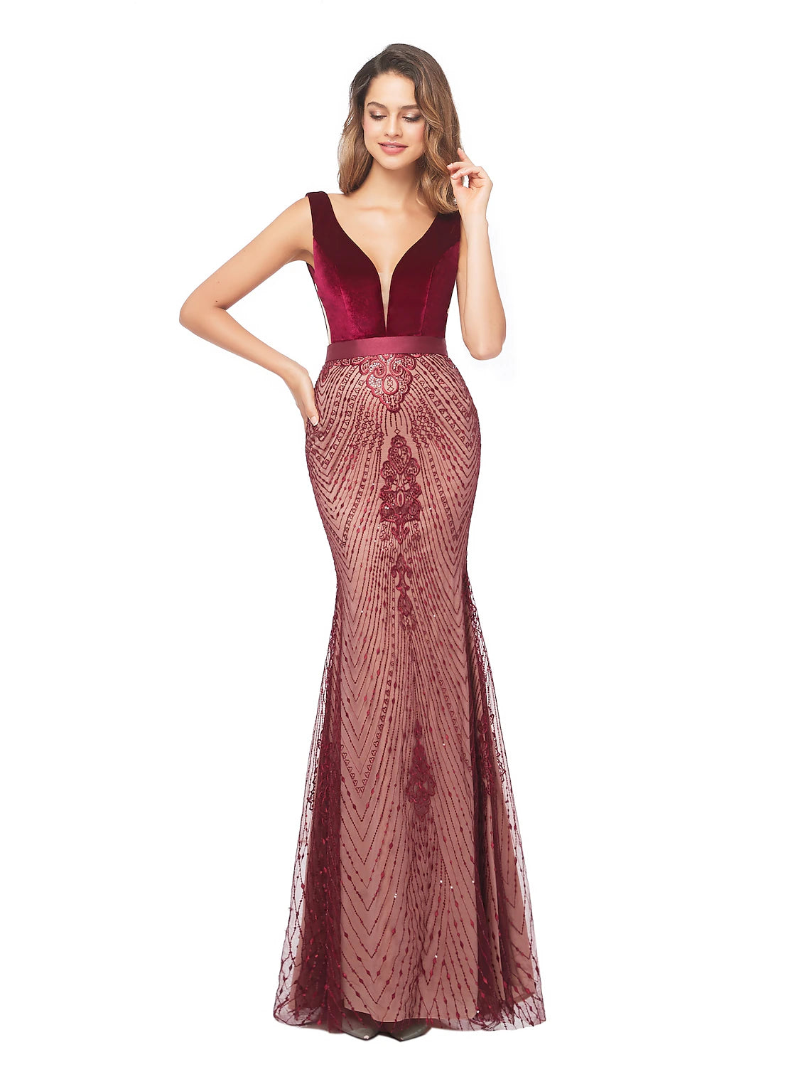 Mermaid / Trumpet Evening Gown Luxurious Dress Formal Evening Sweep / Brush Train Sleeveless V Neck Fall Wedding Guest Velvet Backless with Beading