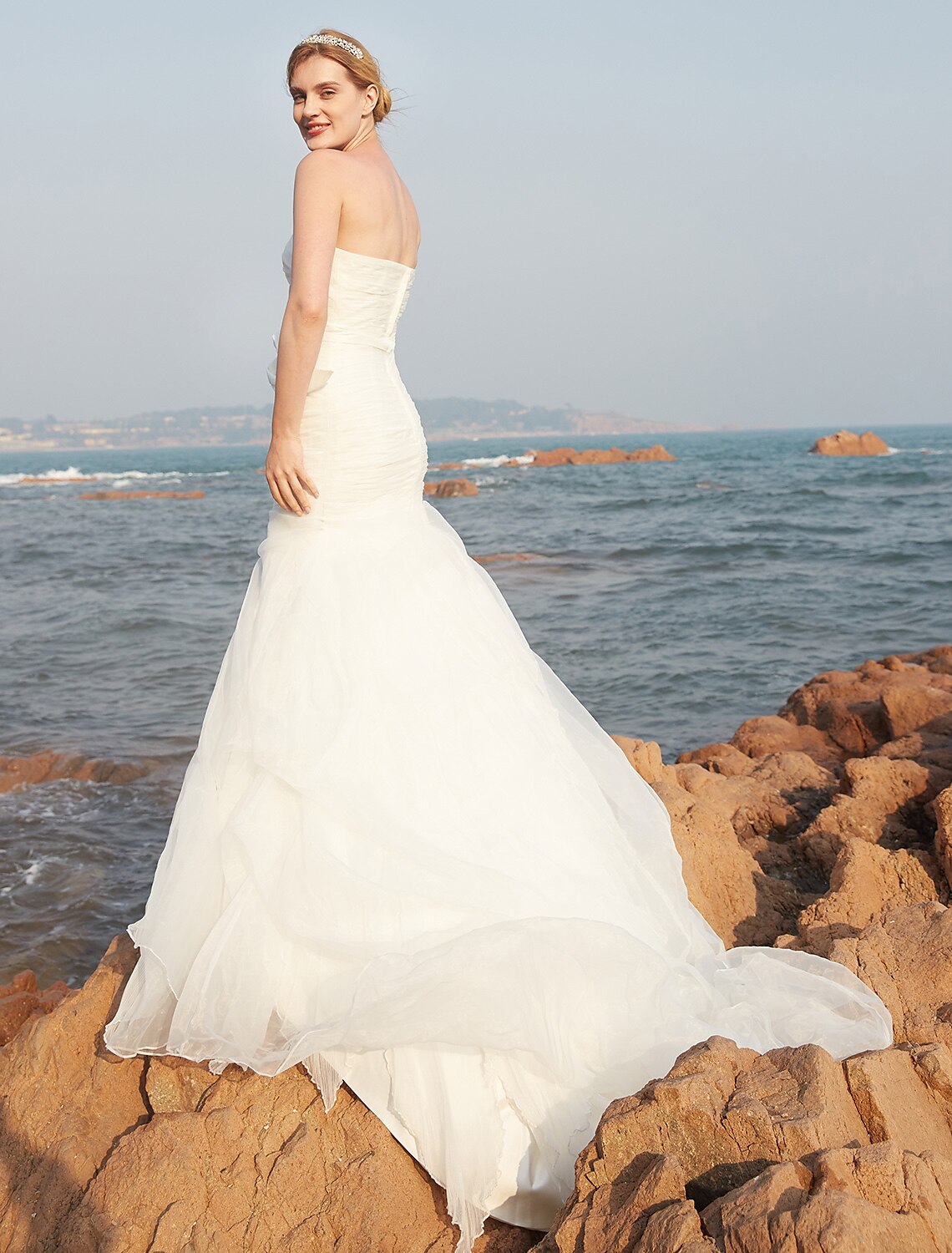 Wedding Dresses Mermaid / Trumpet Strapless Sleeveless Court Train Organza Bridal Gowns With Bowknot Pick Up Skirt