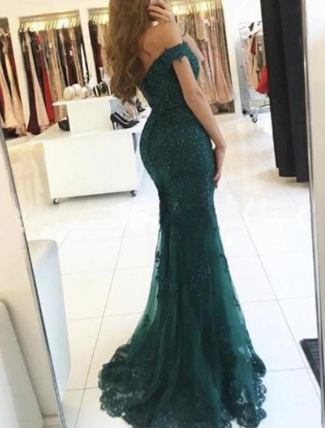 Mermaid / Trumpet Sparkle Prom Formal Evening Dress Off Shoulder Short Sleeve Sweep / Brush Train Lace with Sequin Appliques