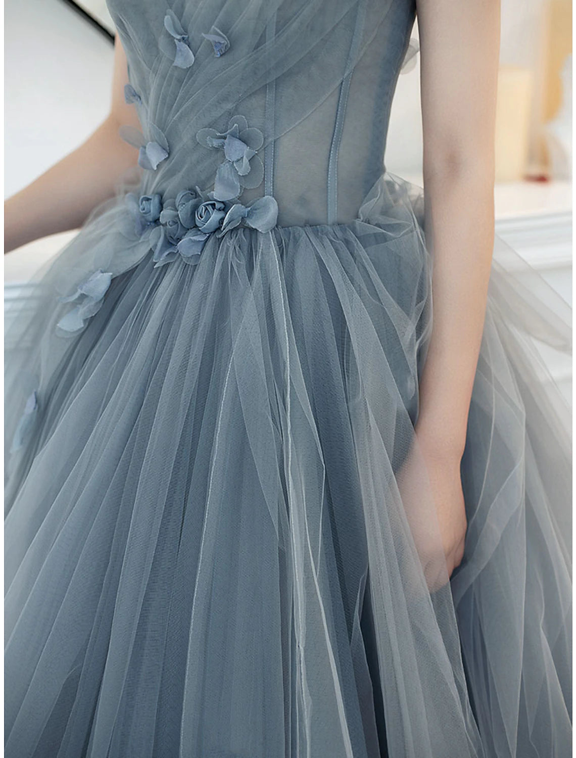 A-Line Prom Dresses Cute Dress Engagement Prom Sweep / Brush Train Sleeveless Strapless Tulle with Appliques Pure Color