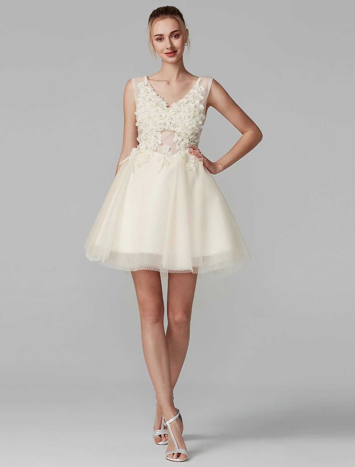 A-Line Party Dress Homecoming Short / Mini Sleeveless V Neck Lace Over Tulle with Crystals Appliques