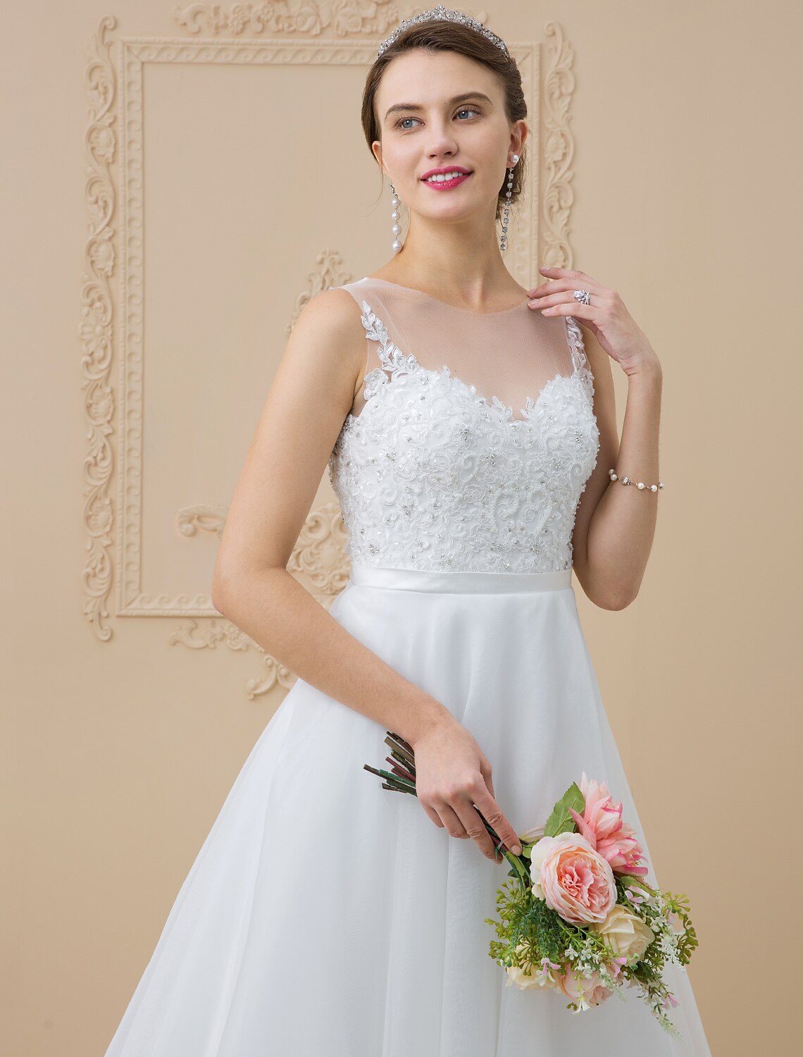 Wedding Dresses A-Line Bateau Neck Regular Straps Sweep / Brush Train Chiffon Bridal Gowns With Appliques