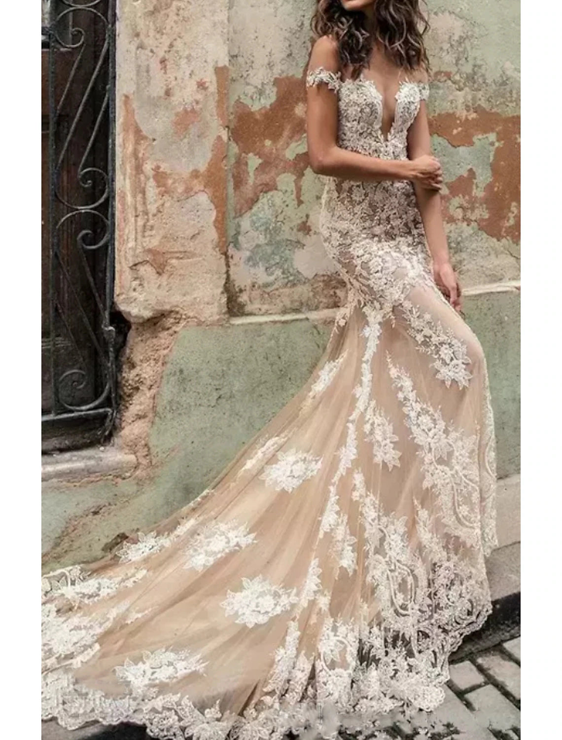 Engagement Formal Wedding Dresses Mermaid / Trumpet Off Shoulder Cap Sleeve Court Train Lace Bridal Gowns With Lace Insert Appliques