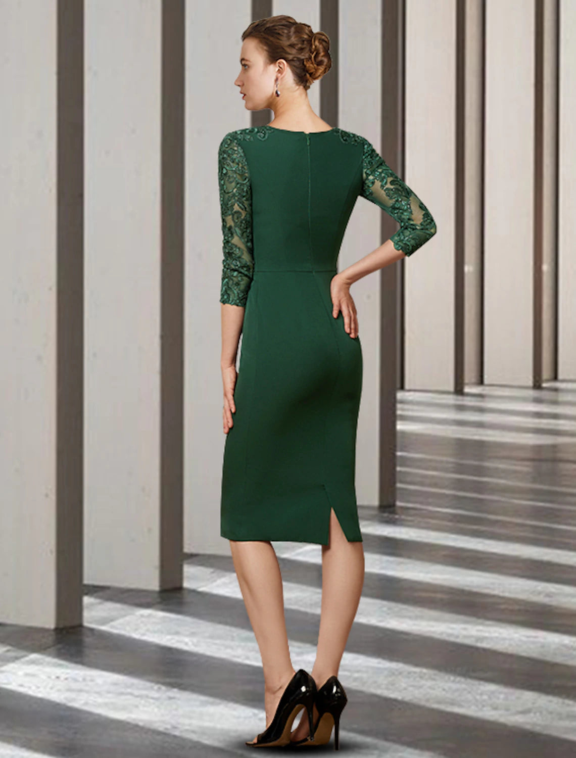 Sheath / Column Mother of the Bride Dress Elegant Jewel Neck Short / Mini Chiffon Lace Long Sleeve with Sash / Ribbon Applique