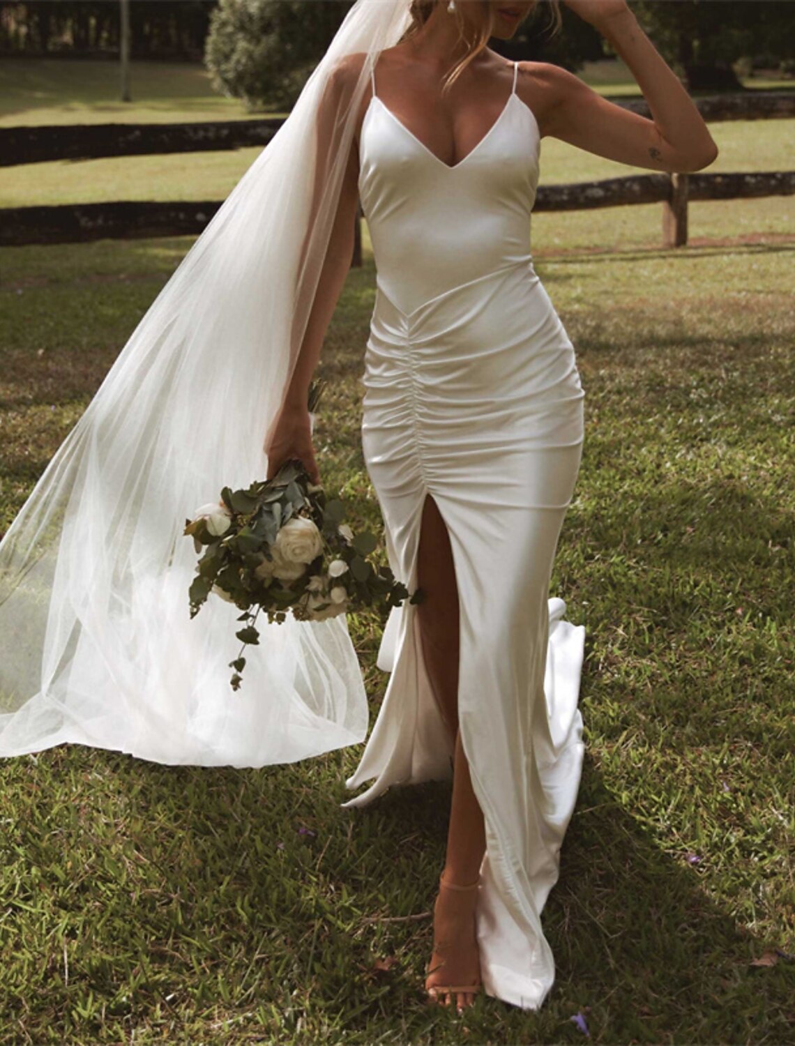 Hall Casual Wedding Dresses Mermaid / Trumpet Spaghetti Strap Camisole Spaghetti Strap Court Train Satin Bridal Gowns With Ruched Split Front