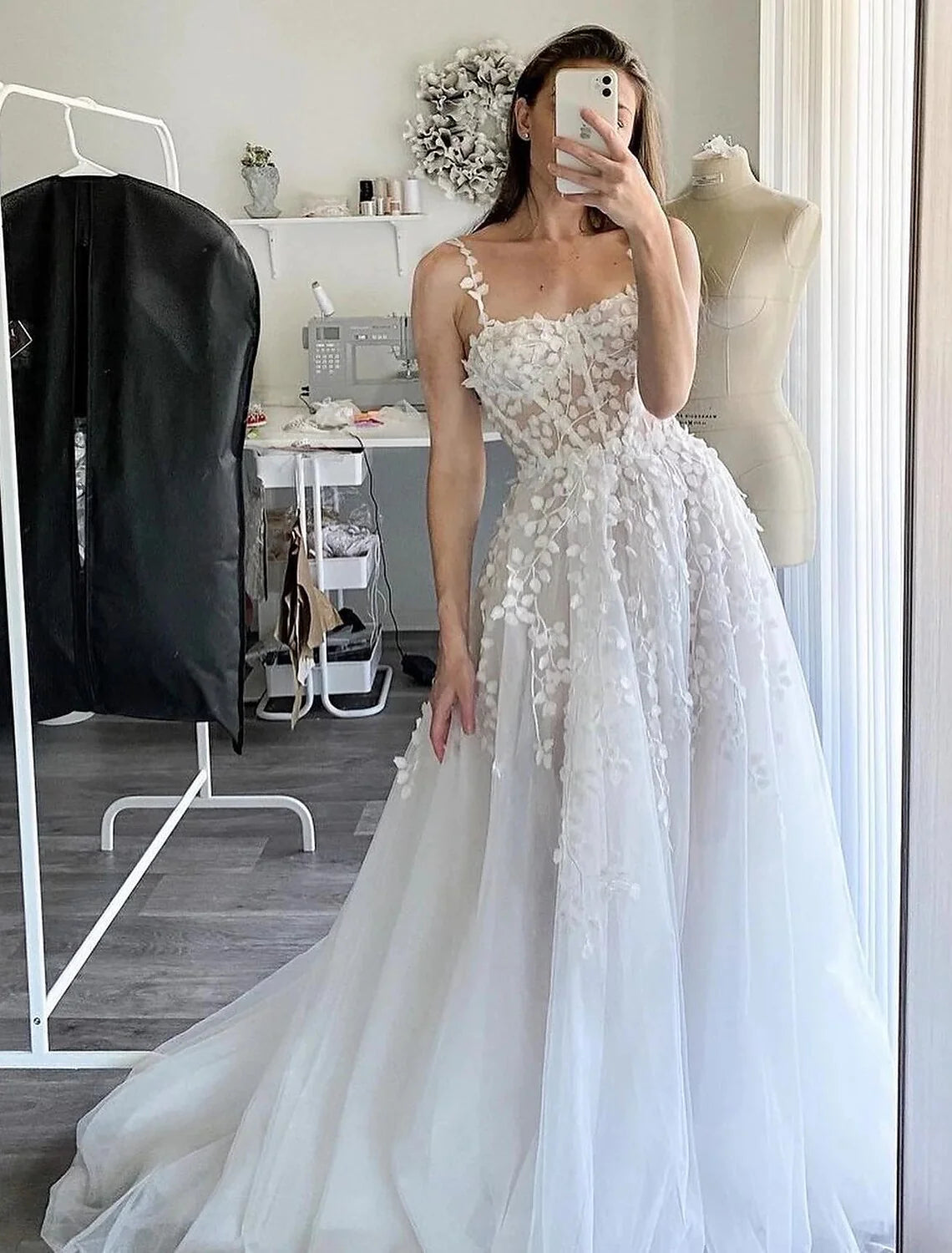 DingjiBeach Boho Wedding Dresses A-Line Square Neck Sleeveless Sweep / Brush Train Chiffon Bridal Gowns With Embroidery Appliques