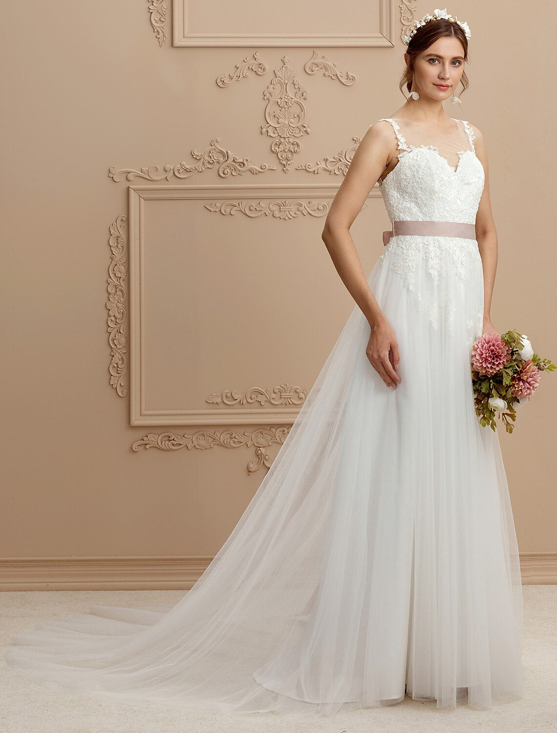 Hall Wedding Dresses A-Line Jewel Neck Sleeveless Court Train Tulle Bridal Gowns With Sashes / Ribbons Appliques