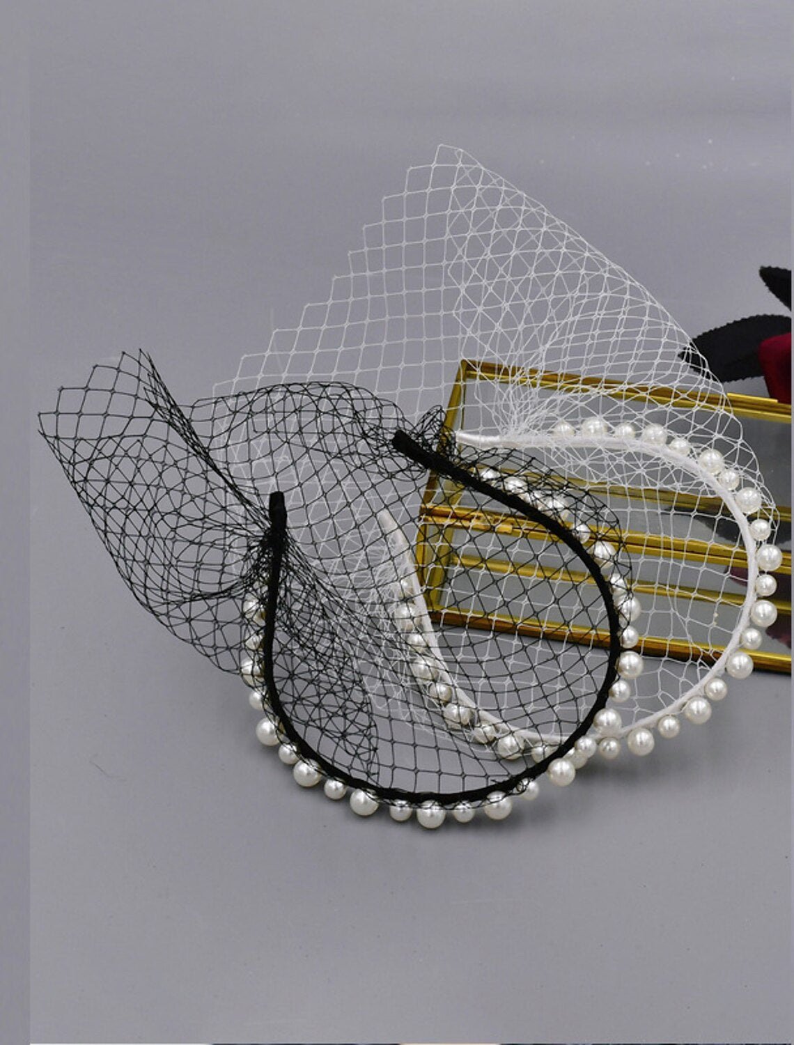 One-tier Antique / Pearls Wedding Veil Blusher Veils / Birdcage Veils with Faux Pearl Tulle
