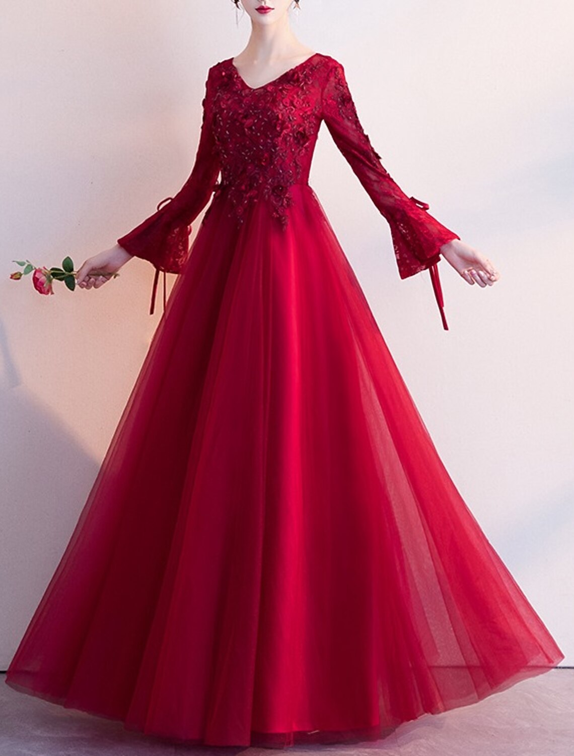 A-Line Prom Dresses Floral Dress Wedding Guest Formal Evening Floor Length Long Sleeve V Neck Lace with Bow(s) Appliques