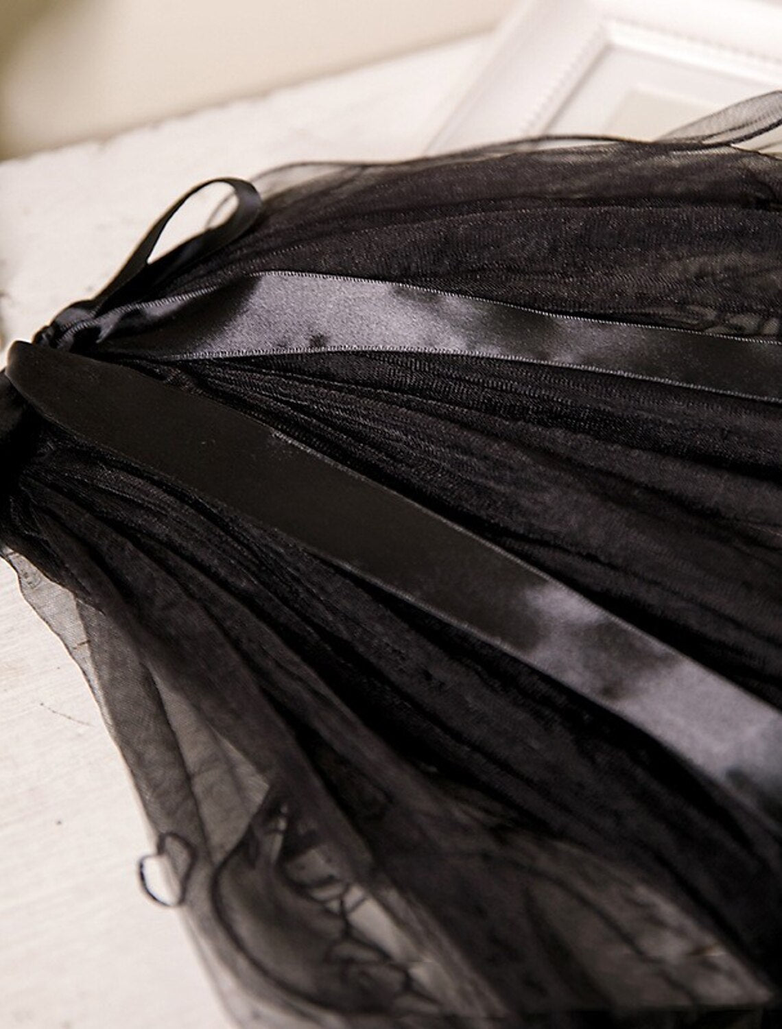 Two-tier Personalized / Pearls Wedding Veil Fingertip Veils with Faux Pearl / Satin Bow