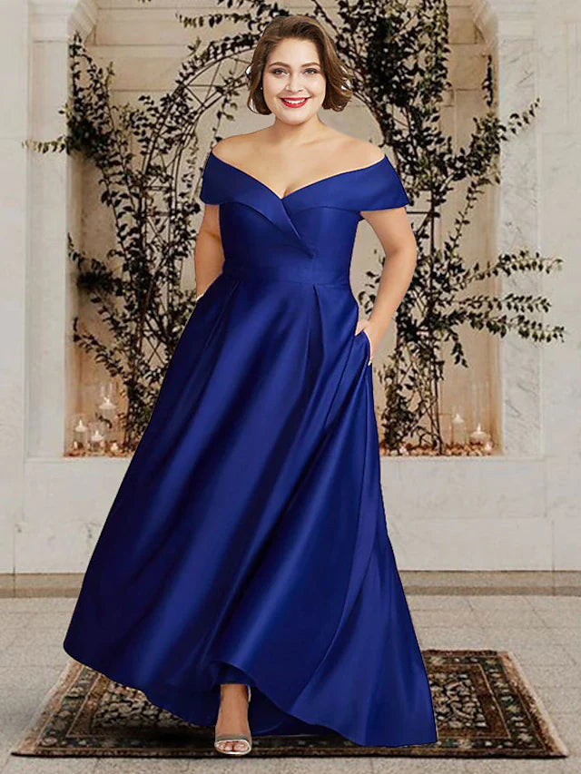 DingjiA-Line Mother of the Bride Dress Plus Size Elegant V Neck Sweep / Brush Train Satin Short Sleeve with Pleats