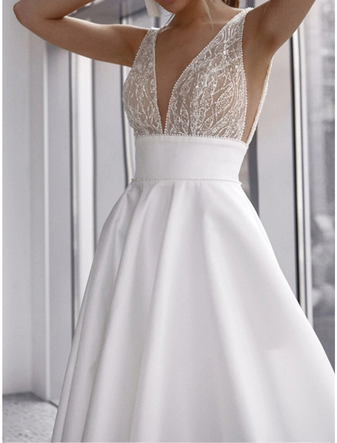 Engagement Formal Wedding Dresses A-Line V Neck Sleeveless Sweep / Brush Train Satin Bridal Gowns With Sequin