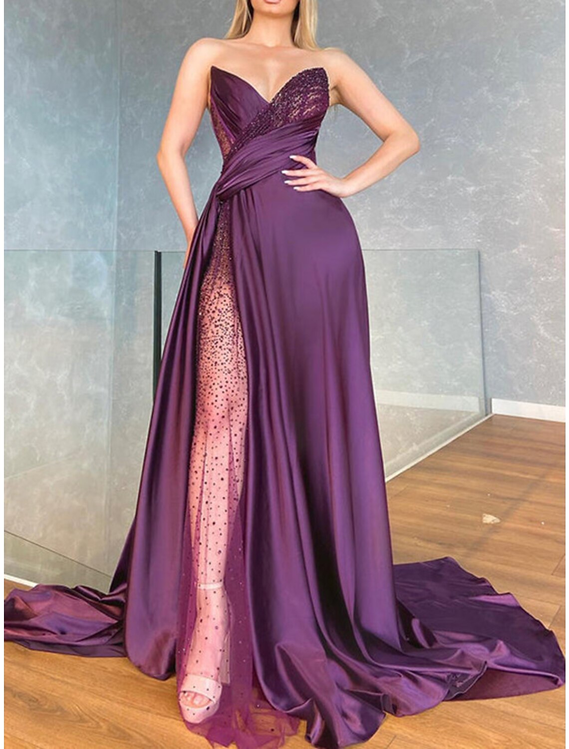 Mermaid / Trumpet Evening Gown Sparkle & Shine Dress Formal Wedding Guest Court Train Sleeveless Strapless Tulle with Pearls Slit