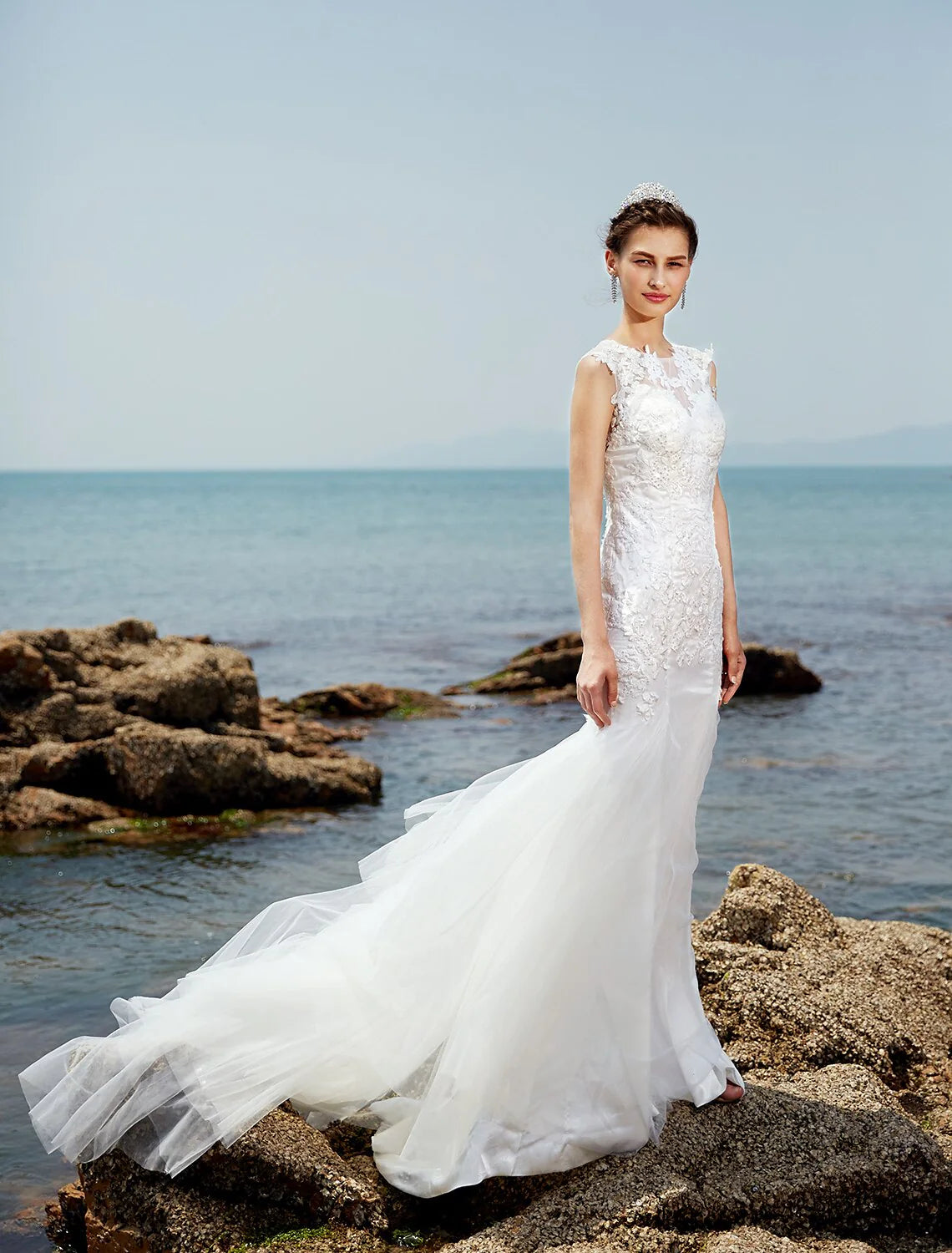 DingjiMermaid / Trumpet Bateau Neck Sweep / Brush Train Lace / Tulle Made-To-Measure Wedding Dresses with Lace / Ruched